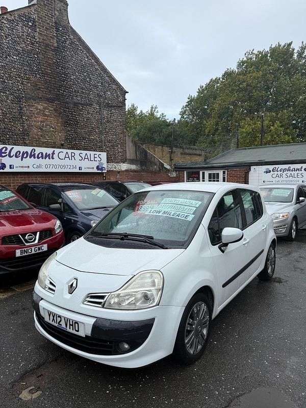 White Used 2012 Renault Grand Modus Dynamique MPV | £3,995 (Fair price) - Image 1/4