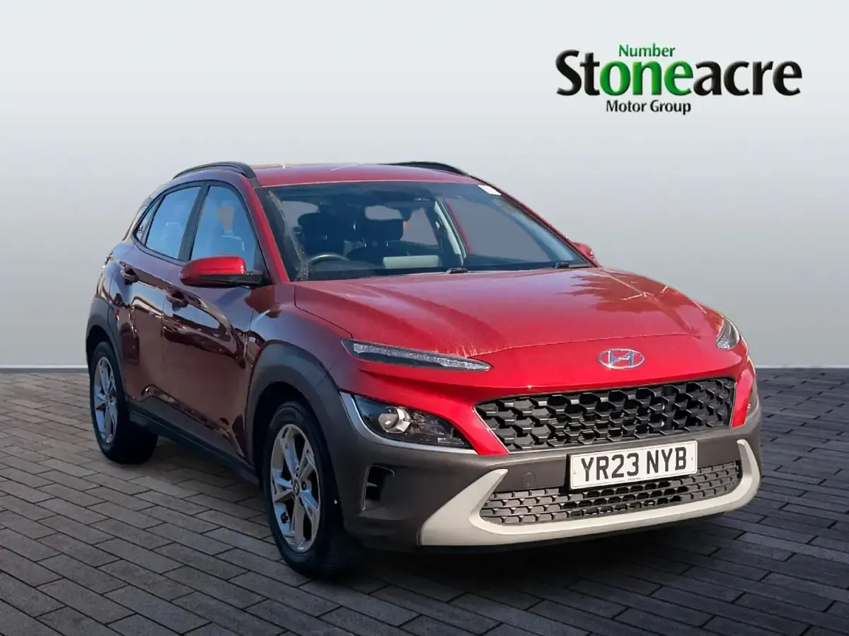 Second-hand Hyundai Kona SE 120 CP (88 kW) 2023 Roșu SUV
