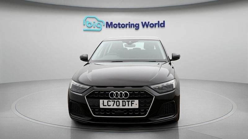 Used Audi A1 Sportback Sport 94 HP (69 kW) 2020 Black Hatchback