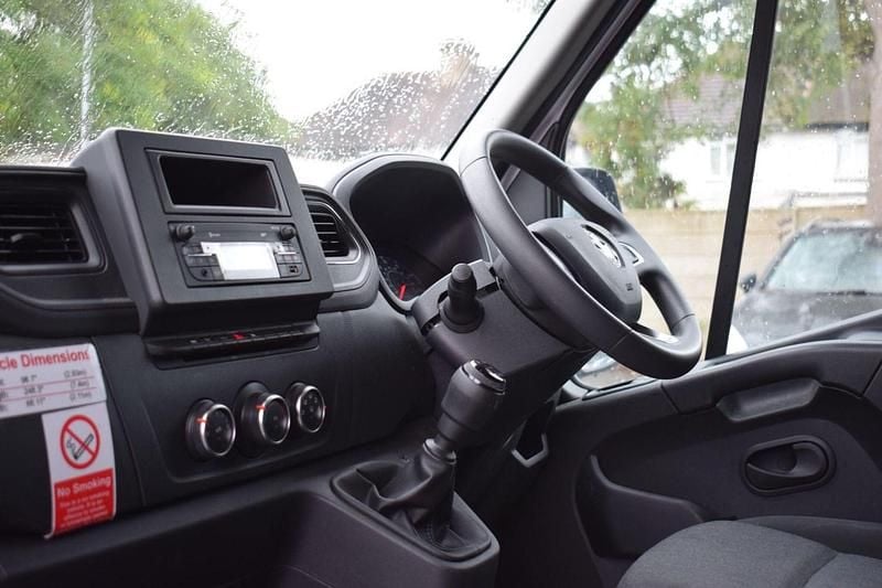 Used Renault Master 2024 White Van