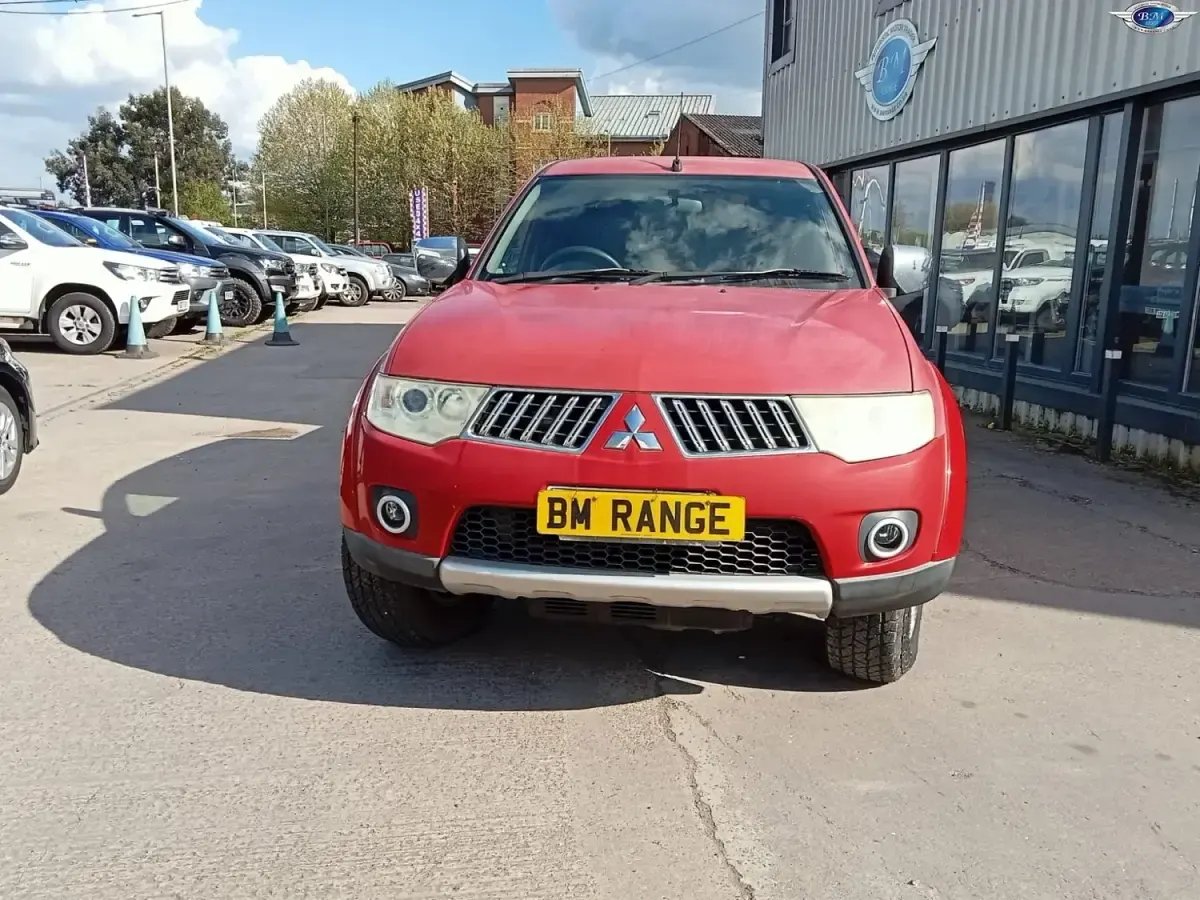 Usado Mitsubishi L200 134 HP (98 kW) 2011 Vermelho Pickup
