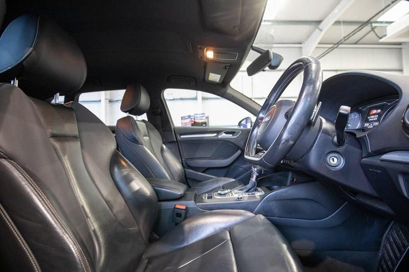 Used Audi S3 Sportback Comfort 300 HP (220 kW) 2015 Blue Hatchback