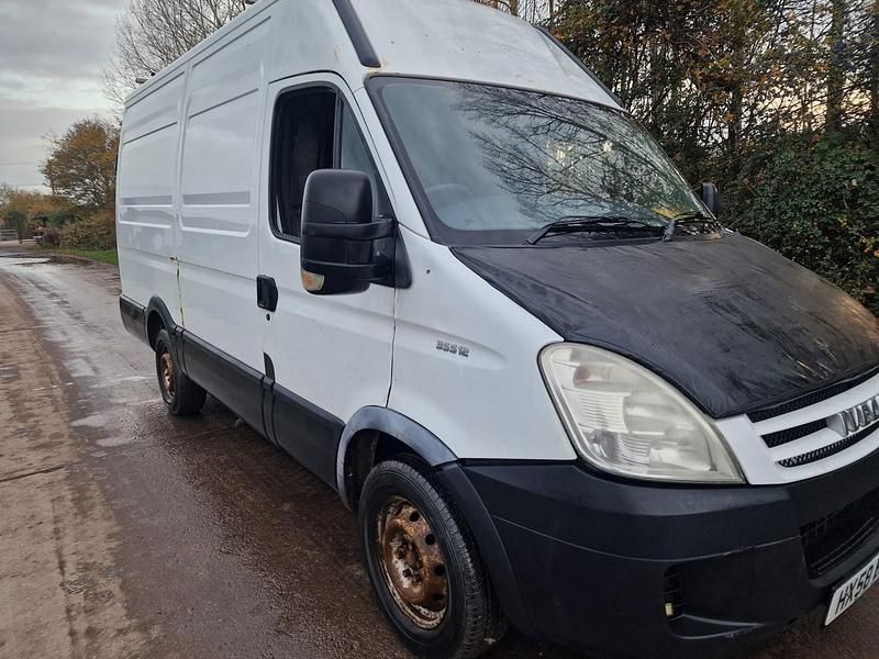 White Used 2008 Iveco Daily | £2,295 - Image 1/4