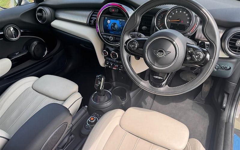 Used Mini Cooper S Exclusive 192 HP (141 kW) 2019 Grey Hatchback