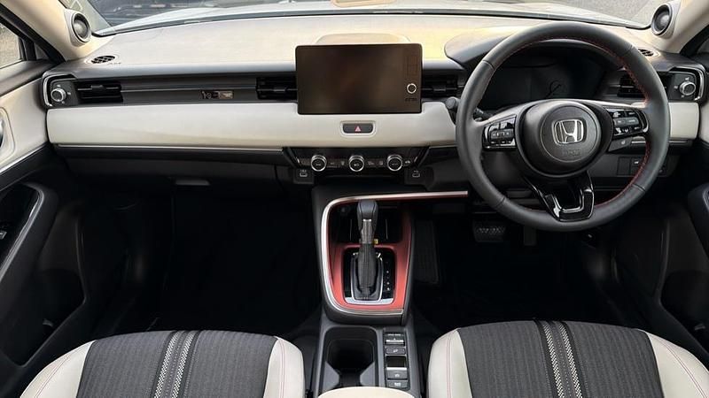 New Honda HR-V Advance 131 HP (96 kW) 2025 White SUV