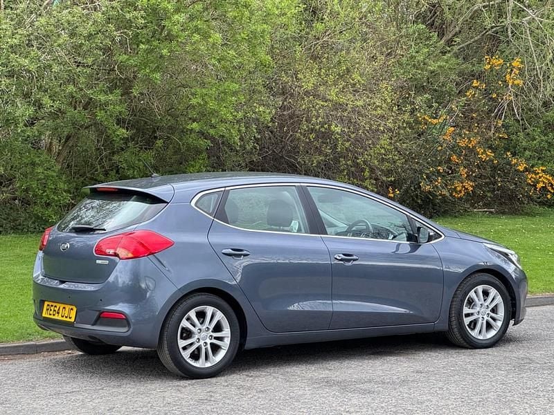 Used Kia Ceed 2015 Blue Hatchback
