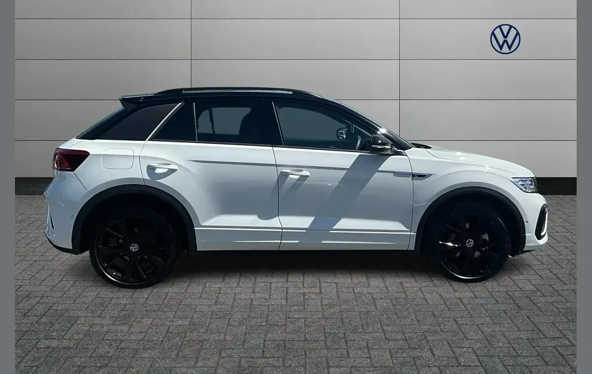 Used VW T-Roc Black Edition 150 HP (110 kW) 2025 White SUV