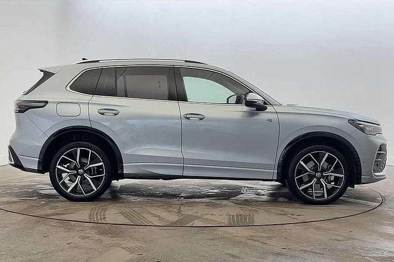 Used VW Tiguan R-line 272 HP (200 kW) 2025 Silver SUV