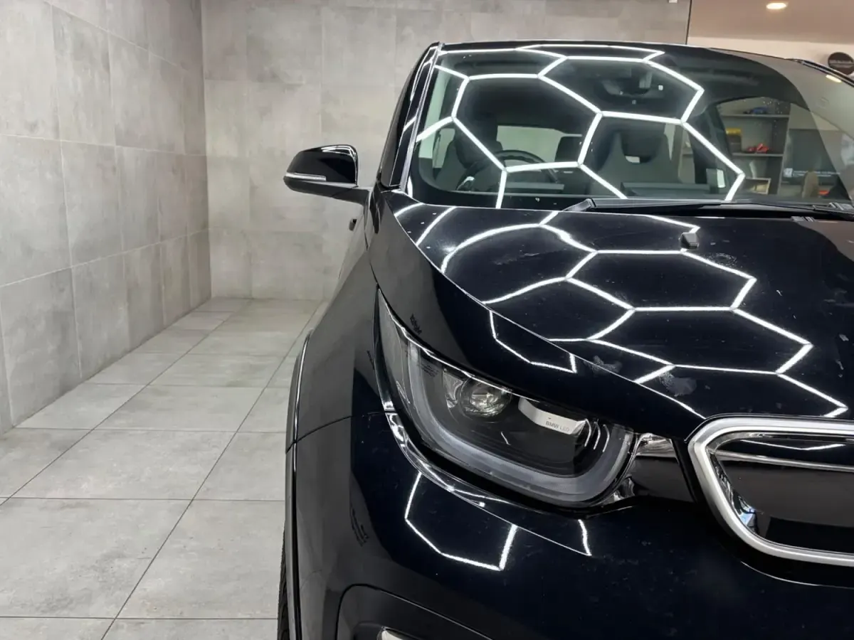 Usado BMW i3 Comfort Edition 135 kW (184 HP) 2022 Preto Citadino