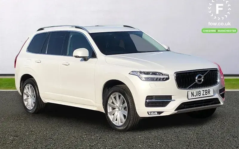 Usado Volvo XC90 Momentum 235 HP (172 kW) 2018 SUV