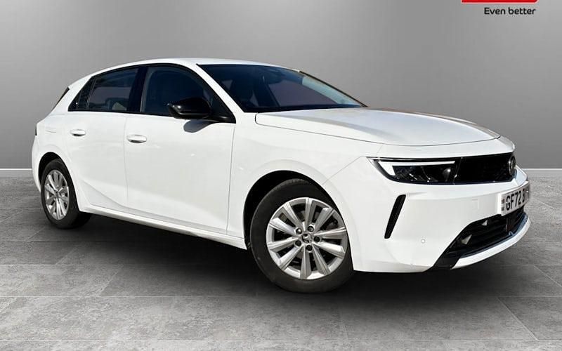 Second-hand Vauxhall Astra Design Edition 131 CP (96 kW) 2025 Hatchback