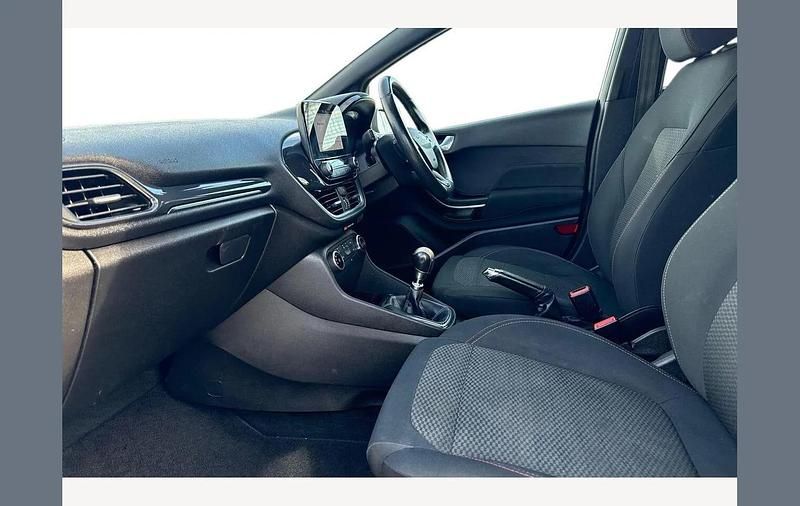 Used Ford Fiesta ST-Line 140 HP (102 kW) 2018 Grey Hatchback