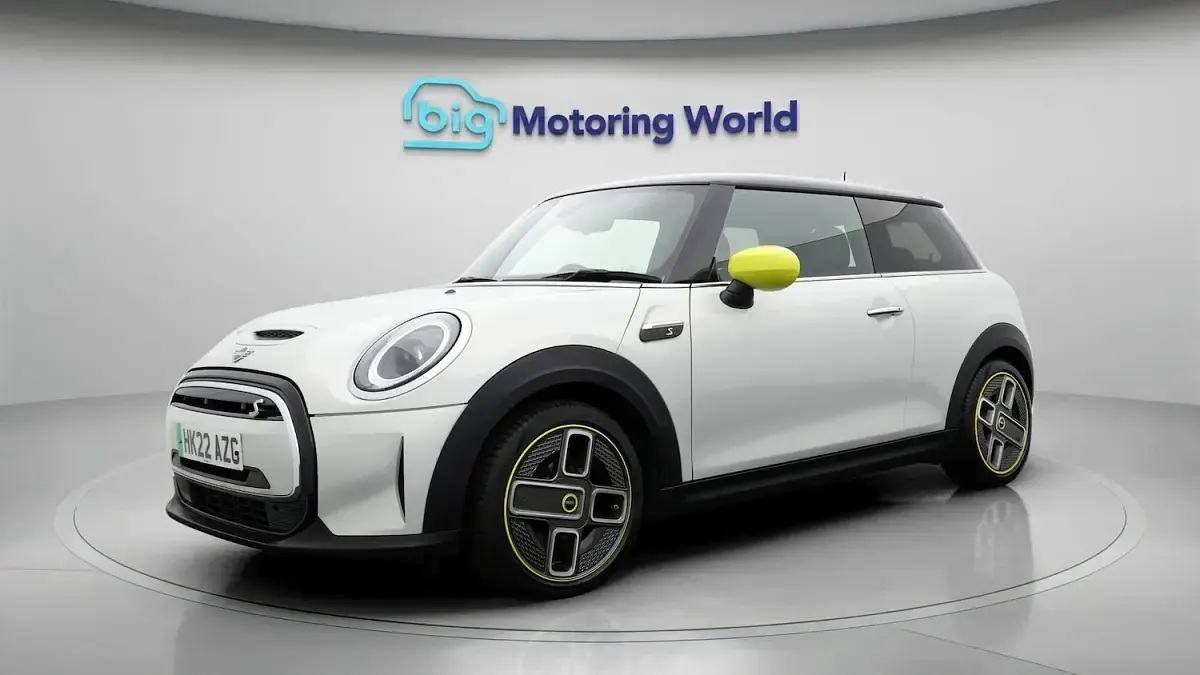 Used Mini Cooper S Hatch 135 kW (184 HP) 2022 Silver Hatchback