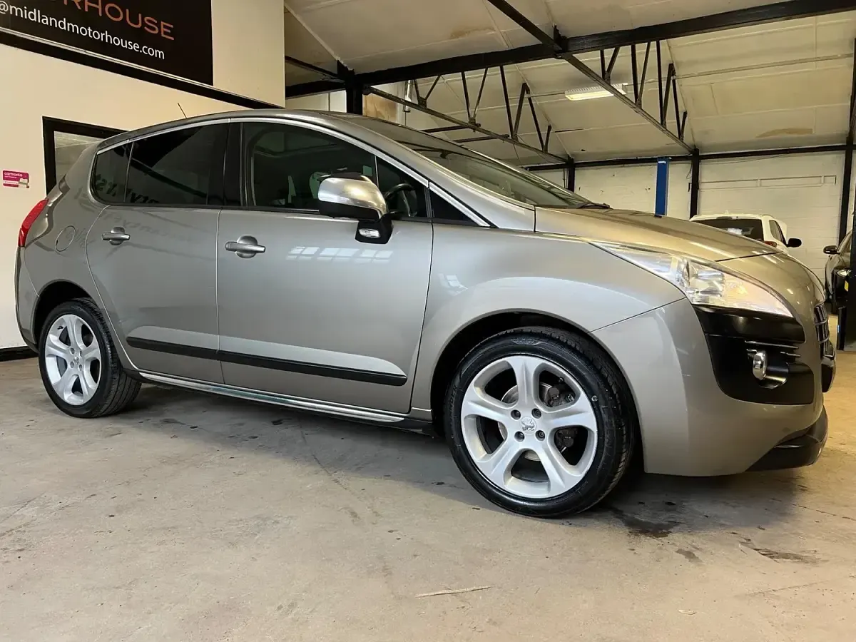 Used Peugeot 3008 Allure 115 HP (84 kW) 2012 Grey Estate