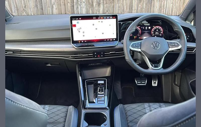 Used VW Golf VIII R-line 150 HP (110 kW) 2024 Grey Hatchback