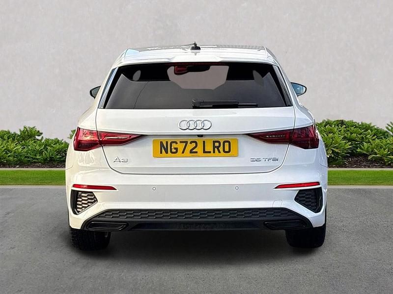 Used Audi A3 Comfort 147 HP (108 kW) 2023 White Hatchback