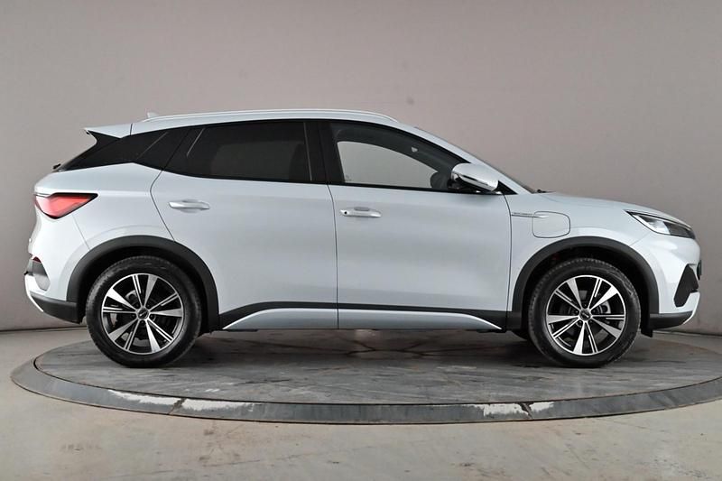 New BYD Atto 3 Comfort 150 kW (204 HP) 2026 Skiing white & black SUV