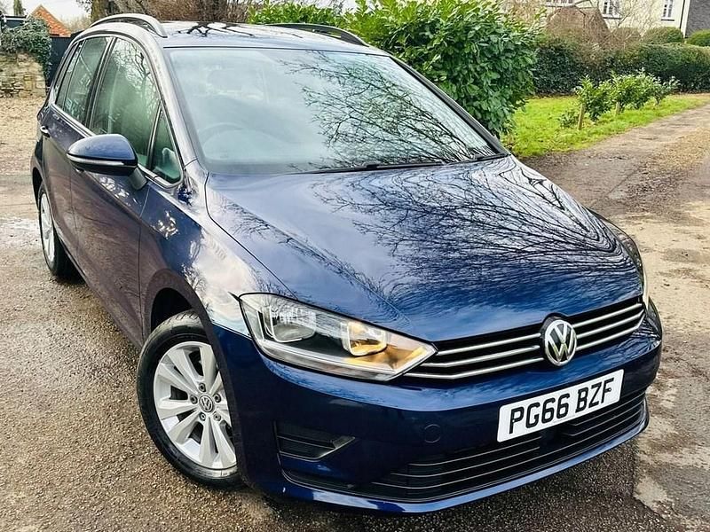Used VW Golf Sportsvan SE 125 HP (91 kW) 2017 Blue MPV