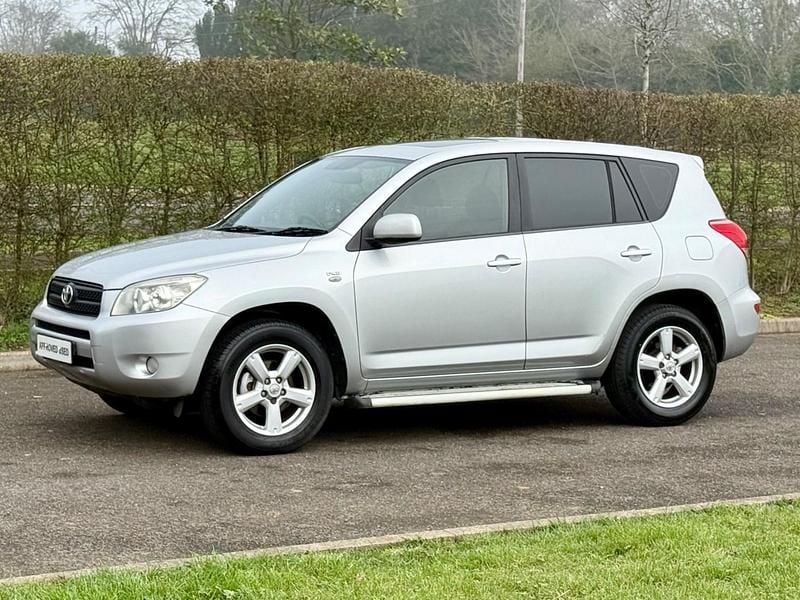 Used Toyota RAV4 2007 Silver SUV