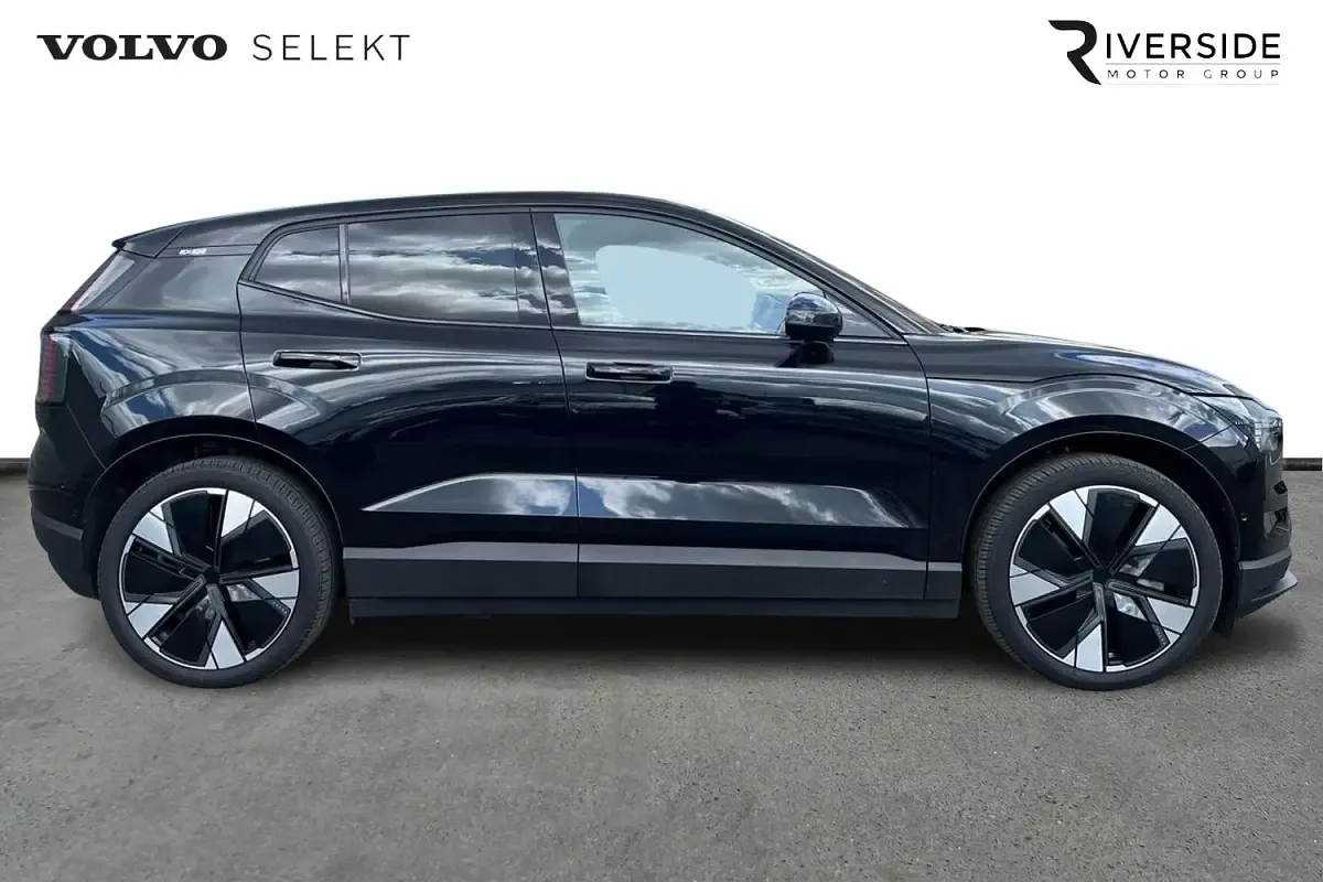 Usado Volvo EX30 Performance 314 kW (428 CV) 2024 Negro SUV