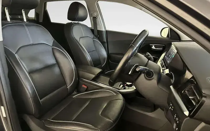 Used Kia e-Niro 150 kW (204 HP) 2021 Grey SUV