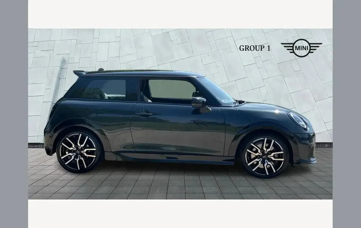 Used Mini Cooper Sport 200 HP (147 kW) 2024 Grey Hatchback