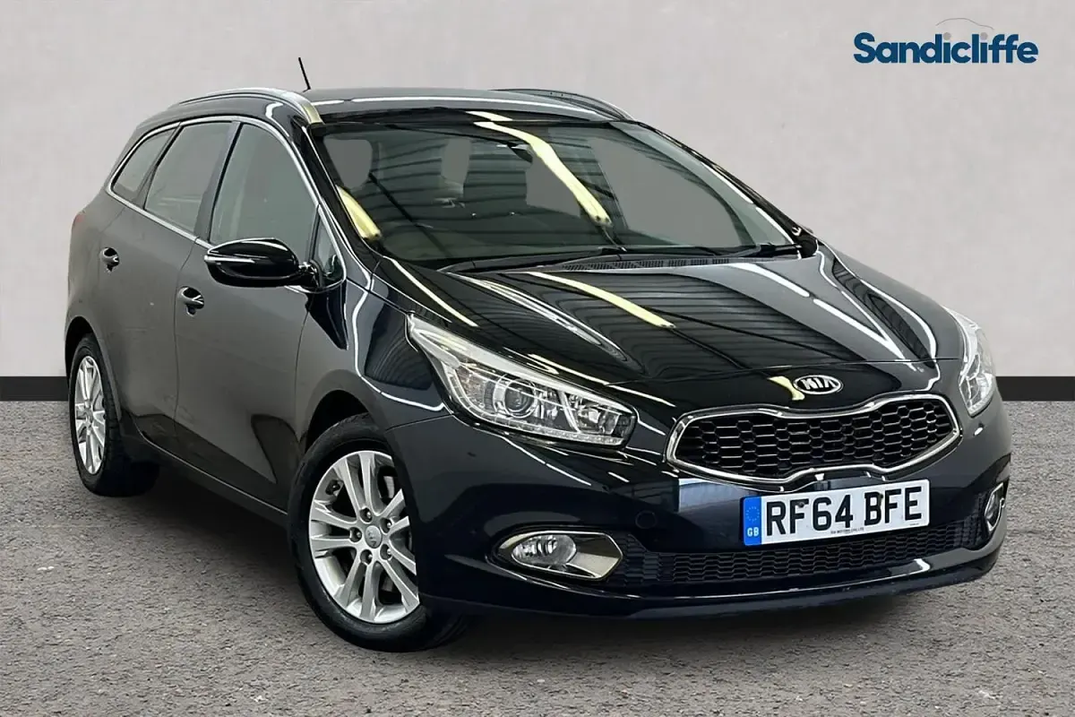 Begagnad Kia Ceed 126 HK (92 kW) 2012 Halvkombi