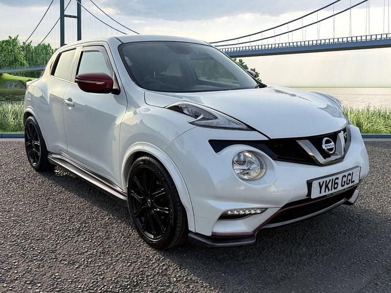 Used Nissan Juke Nismo RS 218 HP (160 kW) 2016 White SUV