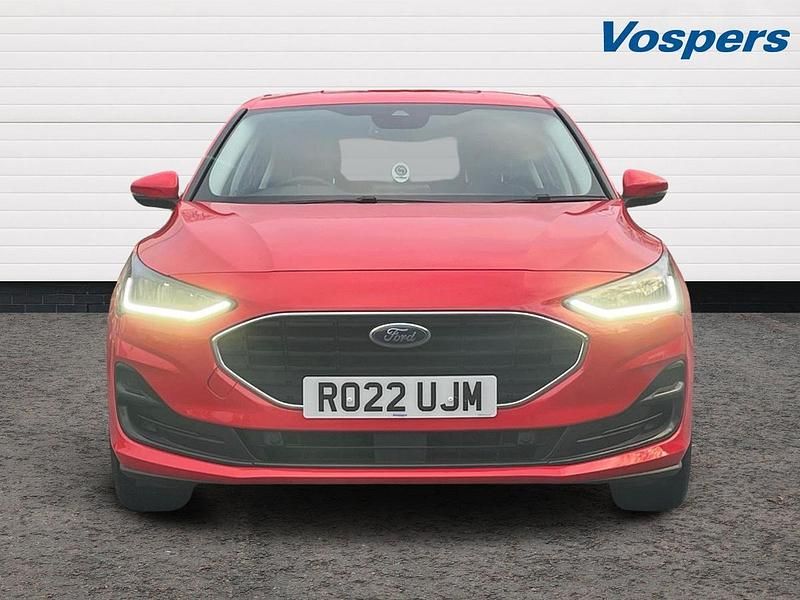 Used Ford Focus Trend 125 HP (91 kW) 2022 Red Hatchback