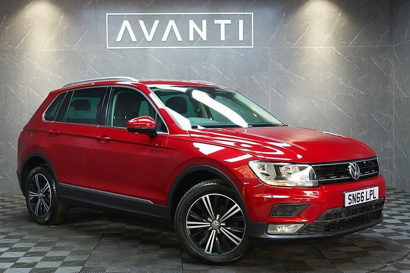 Red Used 2016 VW Tiguan SE SUV | £12,500 (Fair price) - Image 1/3
