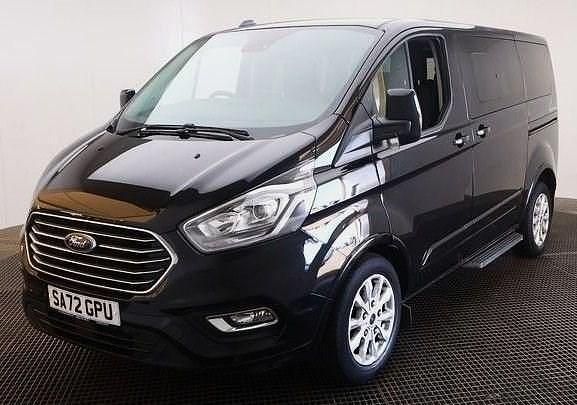 Used Ford Tourneo Custom Titanium 130 HP (95 kW) 2020 Blue Van