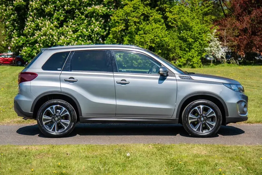 Used Suzuki Vitara SZ5 116 HP (85 kW) 2023 Grey SUV