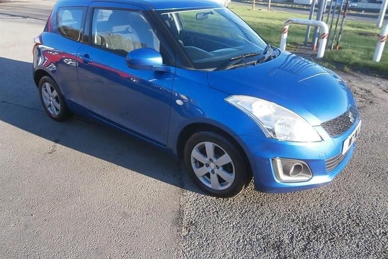 Used Suzuki Swift 94 HP (69 kW) 2016 Blue Hatchback