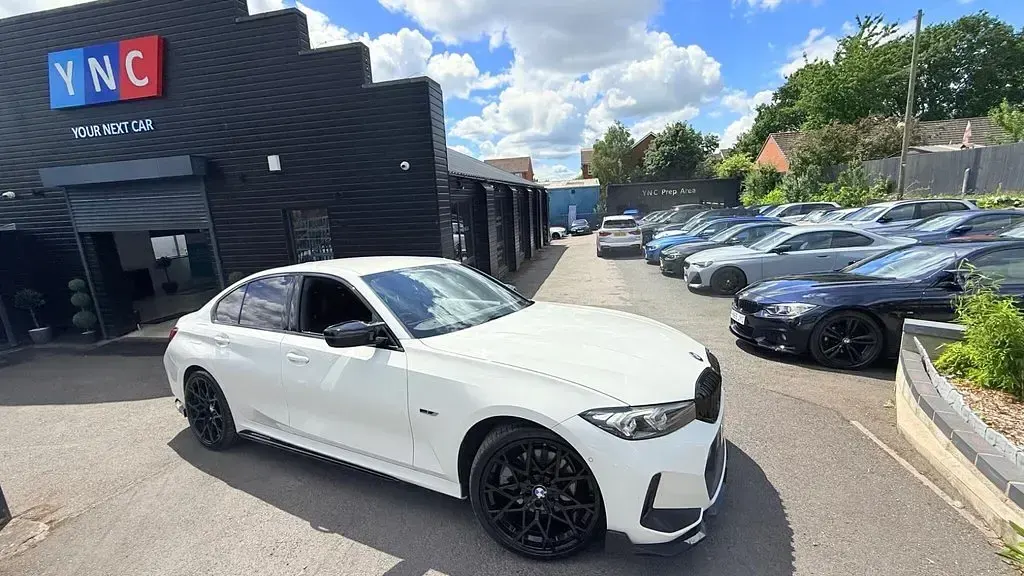 Used BMW 330e M Sport 292 HP (214 kW) 2023 White Sedan