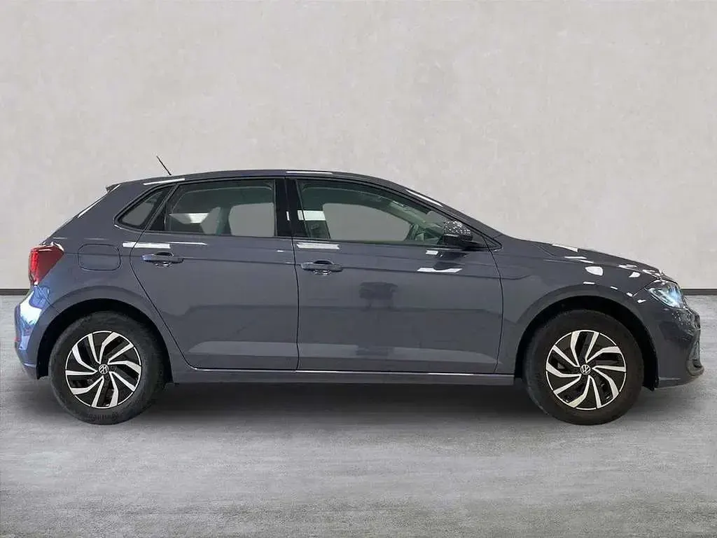 Used VW Polo Life 95 HP (69 kW) 2024 Grey Hatchback