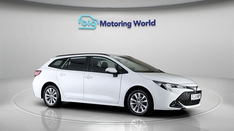 Usado Toyota Corolla 138 HP (101 kW) 2024 Carrinha