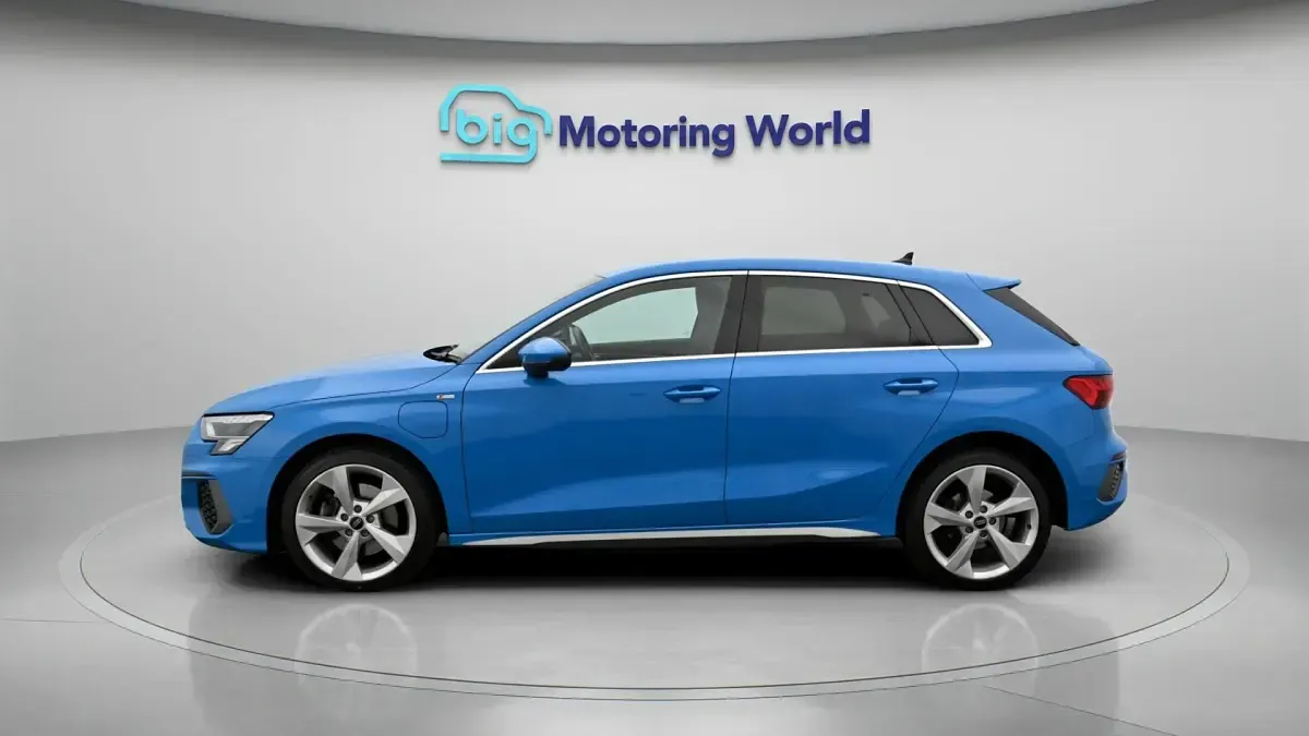 Used Audi A3 Sportback e-tron S-Line 201 HP (147 kW) 2022 Hatchback