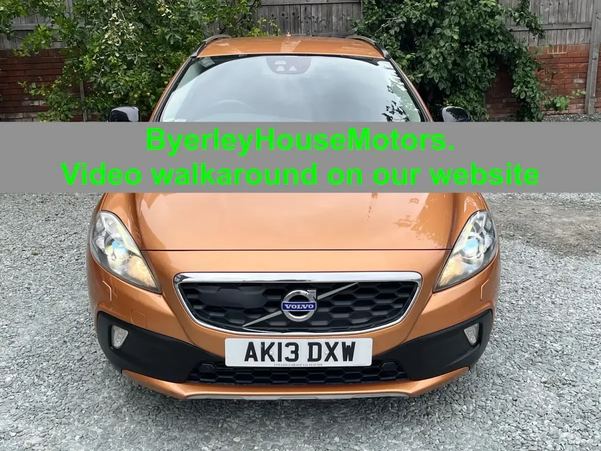 Used Volvo V40 SE Lux 2013 Bronze Hatchback
