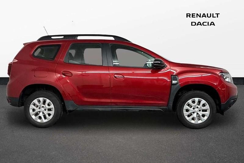 Used Dacia Duster Comfort 99 HP (72 kW) 2022 Red SUV