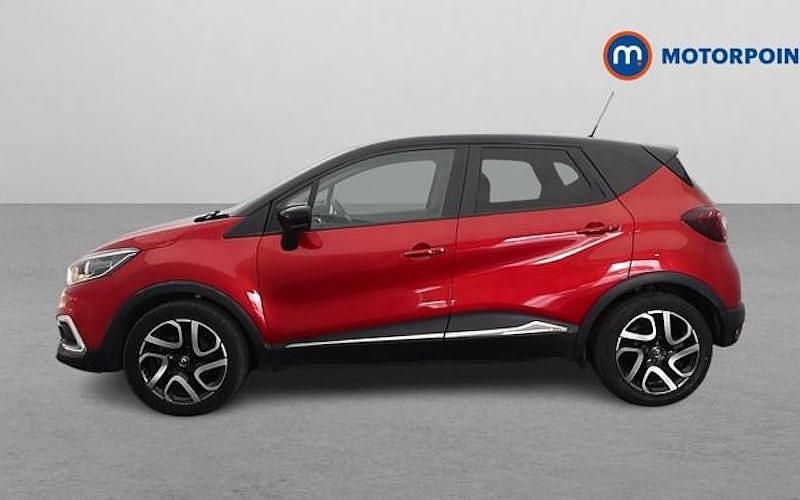 Używany Renault Captur Iconic 90 KM (66 kW) 2019 Czerwony SUV