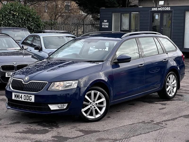 Used Skoda Octavia Elegance 2014 Blue Hatchback