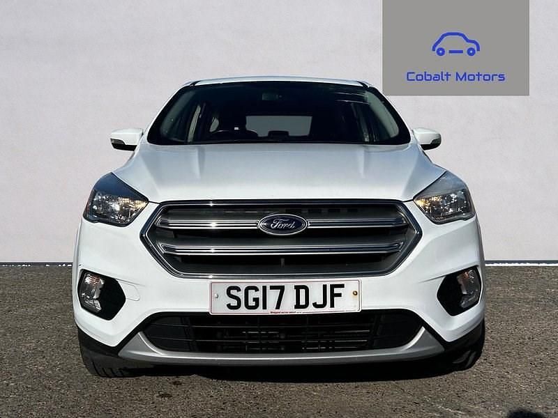 Used Ford Kuga Zetec 120 HP (88 kW) 2017 White SUV