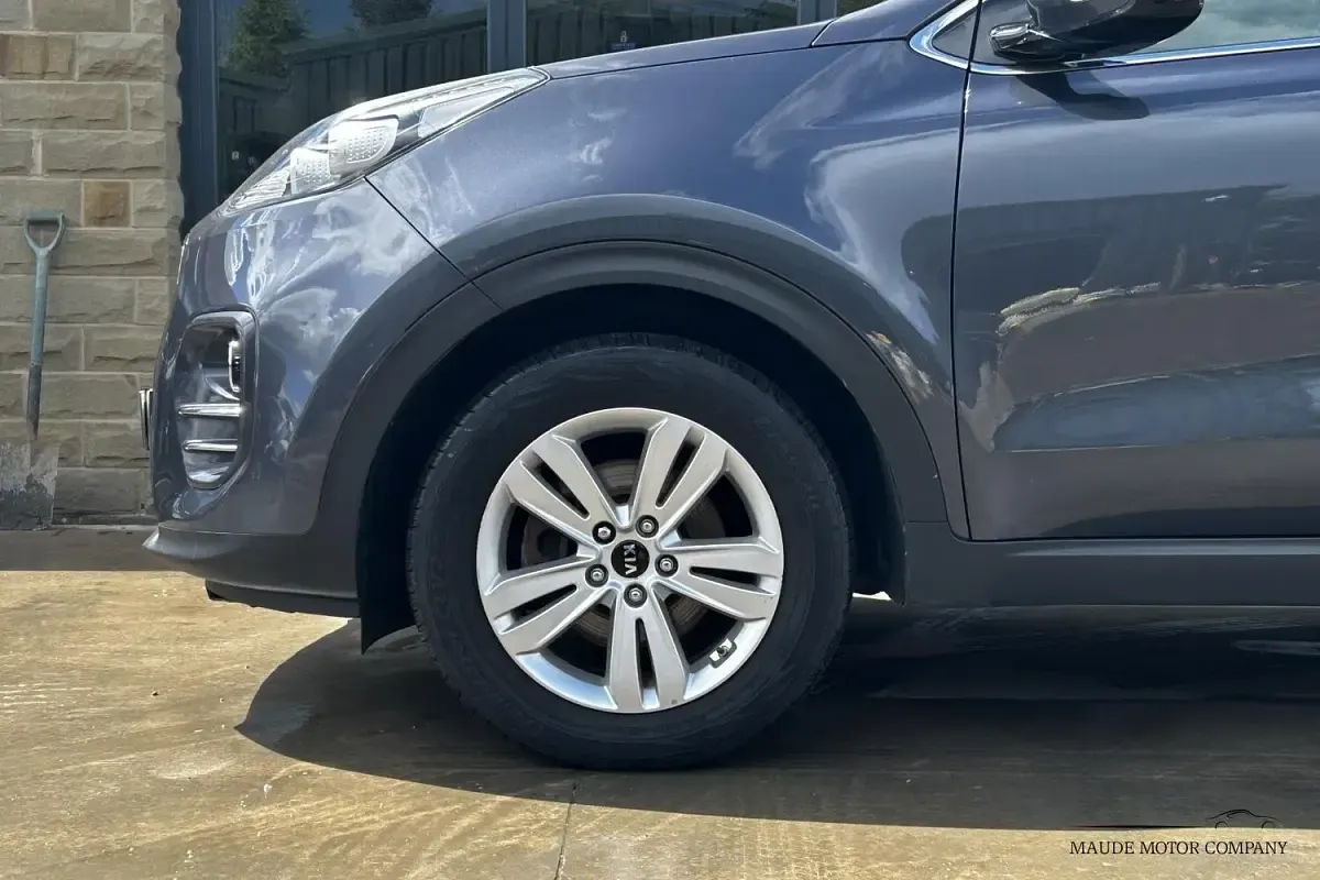 Used Kia Sportage 114 HP (83 kW) 2017 Silver SUV