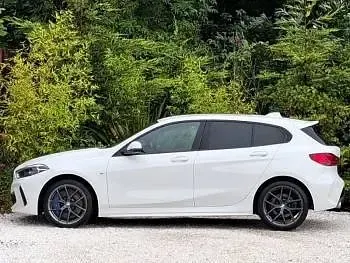 Used BMW 118 M Sport 140 HP (102 kW) 2020 White Hatchback
