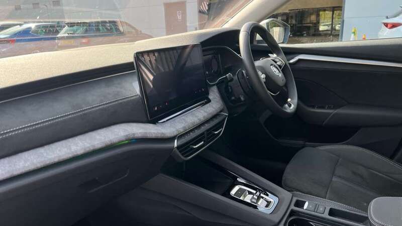Image 2/4