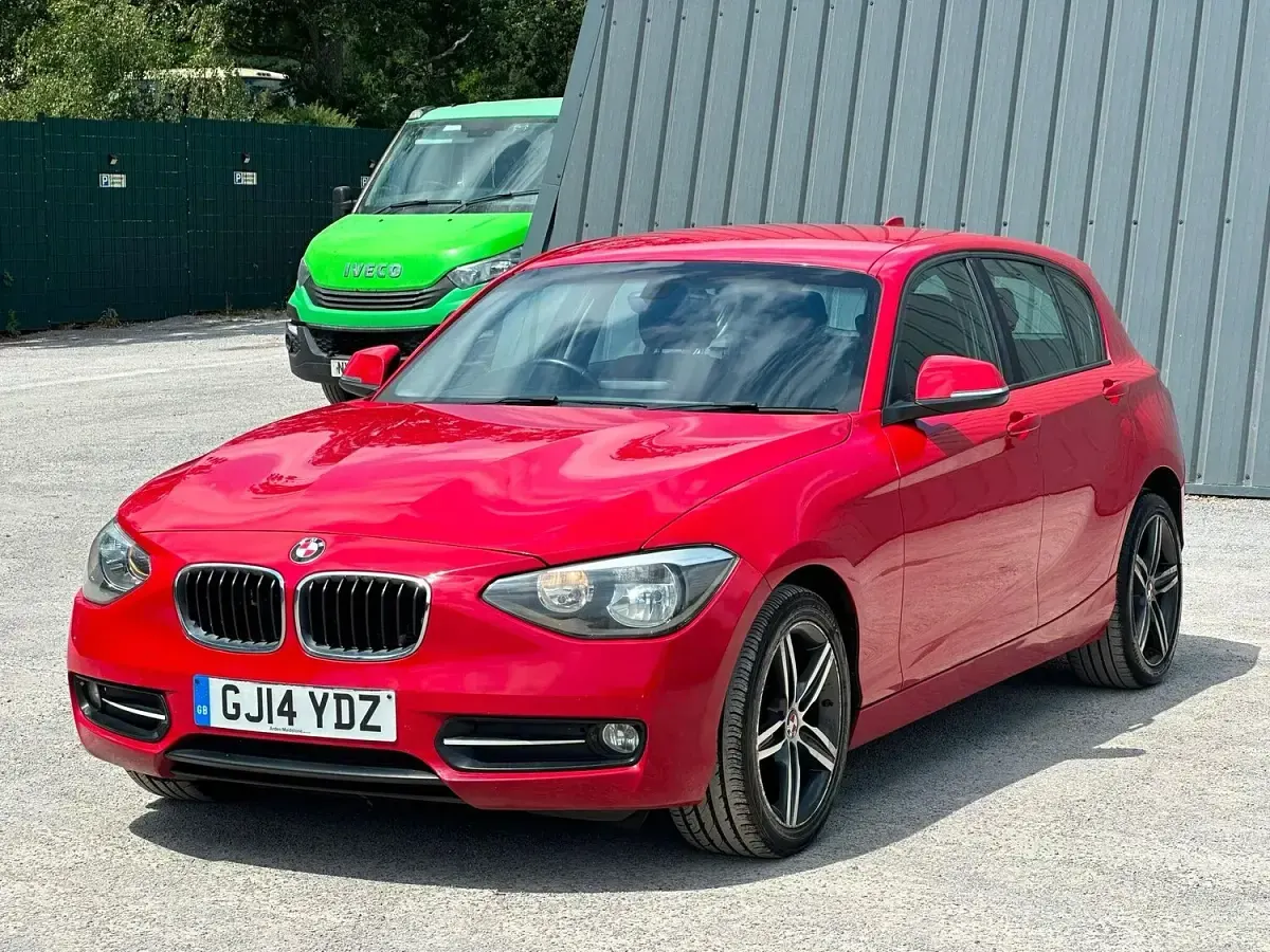 Used BMW 116 Sport Line 136 HP (100 kW) 2014 Red Hatchback