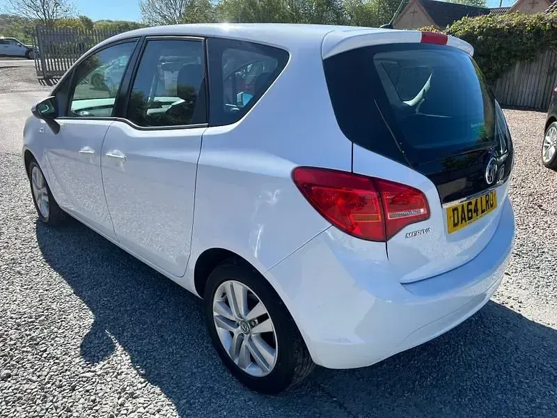 Używany Vauxhall Meriva 2014 Biały Minivan