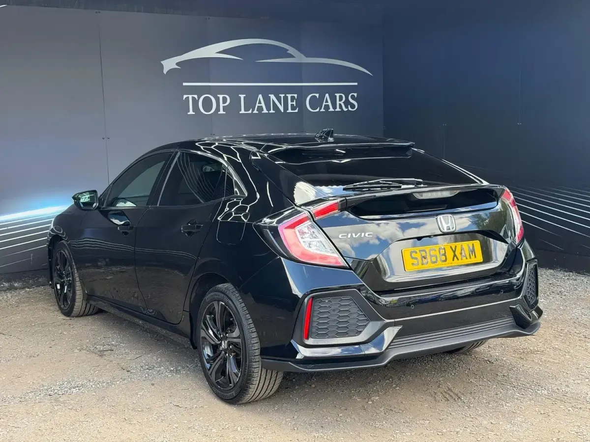 Used Honda Civic SR 126 HP (92 kW) 2018 Black Hatchback