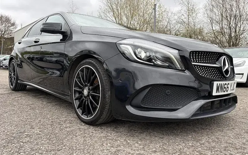 Used Mercedes A200 AMG Line Premium Plus 136 HP (100 kW) 2017 Hatchback