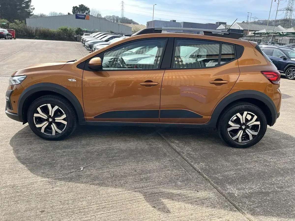 Used Dacia Sandero Prestige 89 HP (65 kW) 2022 Orange